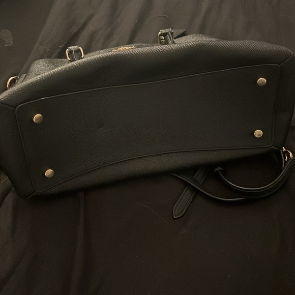 Authentic Coach Carryall - Picture 4 of 9